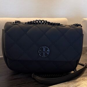 NEW-Tory Burch Black Quilted Shoulder Bag